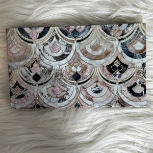 Magnetic 4 Compact "Sistine" design NIB